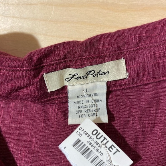 Love Potion Blouse Hi/Lo Hem Size Large (JM) - Picture 7 of 12